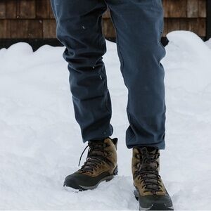 Merrell Men's Brown Kiruna 2 Mid boots